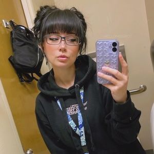 Meet your Posher, Madeleine